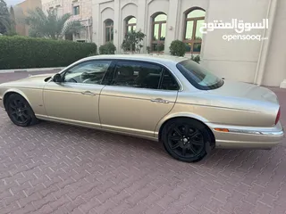  11 جاكور xj موديل 2007ماشي 104الف  شرط الفحص بحالة ممتازة