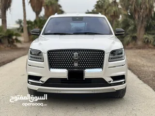  2 2018 Lincoln Navigator Reserve v6 twin turbo