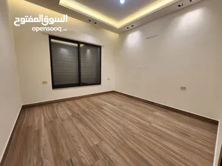  1 شقة فارغة للبيع في عبدون ref : 14391