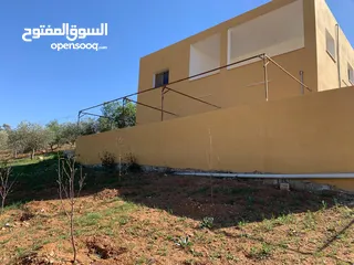  22 منزل ومزرعة للبيع في منطقة المريجمة-مادبا