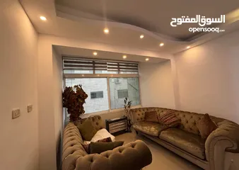  1 طقم كنب مكون من كنبايتان