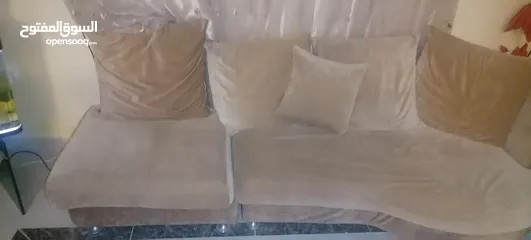  3 كنب وحوض سمك