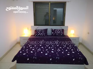 23 شقة مفروشة ارضية فاخرة للايجار بالقرب من الجامعه الاردنيه و جامعة الاميرة سمية الجبيهة 4 من المالك م