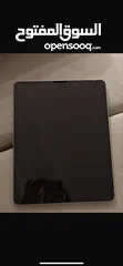  1 ipad Pro 12.9-inch (6th Generation) Wifi+Cellularللبيع ايباد ب احسن جودة واستعمال ممتاز اقل من سنة