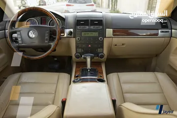  4 Volkswagen Touareg 2007  بحالة الوكالة