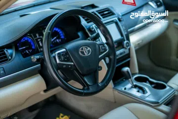  9 TOYOTA CAMRY – FULL OPTION 2017 RED BEST PRICE EXCELLENT CONDITION