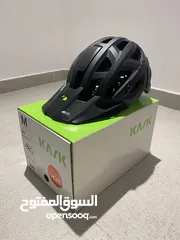  4 للبيع خوذة رأس / helmet for sale