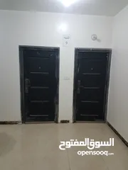  12 شقه للبيع تمليك جاهزه للسكن في قلب صنعاء شارع مجاهد