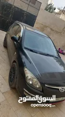  3 سيارة هونداي i30 موديل 2008  للبيع عالكاش فقط .