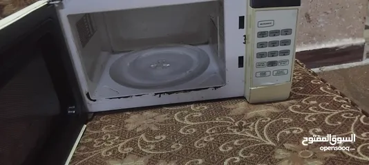  10 مايكرويفات شغاله ع الفحص