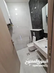  10 شقة للبيع في ضاحية الرشيد بين الفلل 180م طابق اول تشطيبات فاخرة جديدة بسعر مغري