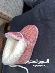  12 أضيفي لمسة من السحر على إطلالة أميرتك الصغيرة مع تشكيلتنا المميزة من ملابس البنات الأنيقة و أحذيتها