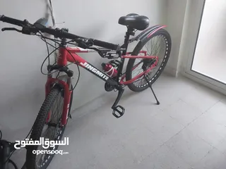  1 بسكليت جنط 26 او 29 ما بعرف ايش هو بالزبط
