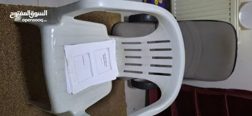  11 ثلاجة ومجموعة اغراض مبيوع ، انباعن