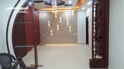  5 شقة للبيع في مدينة نابلس - اول شارع تل قرب محلات السيد تقريبا وصيدلية اوكسجين