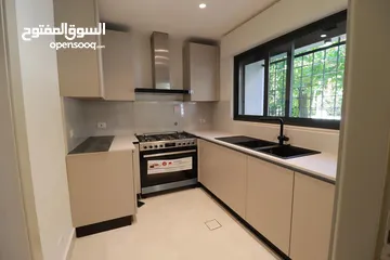  5 فيلا مميزة متلاصقة للايجار في عبدون