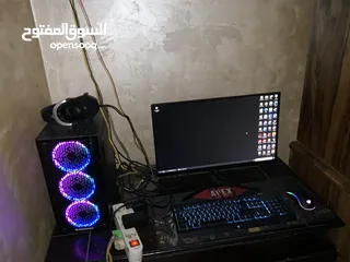  7 كمبيوتر العاب مستخدم بسعر مناسب جدا