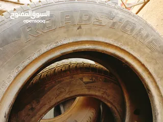  7 4 فردة طقم كاوتش عريض 285/60R/18 بحالة جيدة