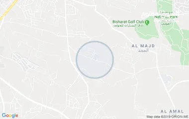  7 ارض 650م في ام رمانه بجانب مدارس الجاليات  - 3كم عن طريق المطار