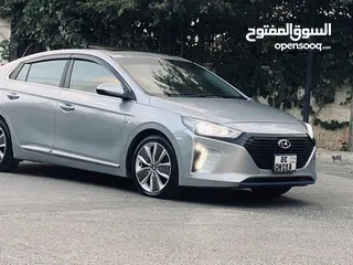 12 هونداي أيونك هايبرد للبيع