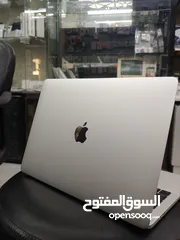  2 جهاز ابل ماك بوك برو 2017 معالج i5