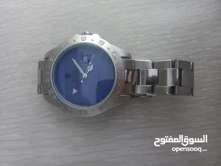  8 ساعات فاخرة جدا جديدة للبيع بأسعار مميزة ساعات نضيفة و جديدة غير مستعملة