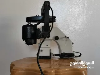  2 ماكينه خياطه جديده صناعه هنديه الصناعه الثقيله نخب اول درز وخياطه شوالات والقماش  واستخدامات اخرا  ل