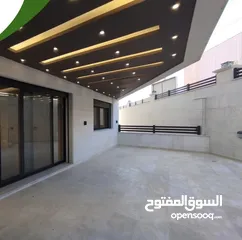  4 لقطه لقطه عرض على آخر شقه في المشروع 290 م شبه أرضيه في رجم عميش بسعر مميز