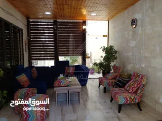  12 شقة فاخرة للبيع في عبدون