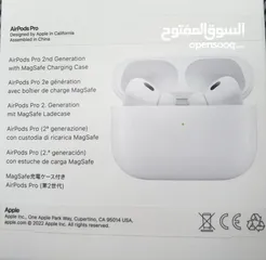  4 AirPods Pro