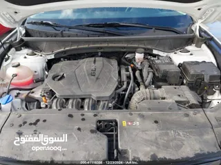  6 2023 HYUNDAI TUCSON SEمعروضة للمزايدة