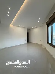  20 شقة طابقية طابق الثالث مع رووف وترس دوبلكس سوبر ديلوكس باجمل مناطق تلاع العلي