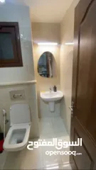  4 استوديو للبيع