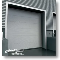  4 Industrial lifting door's.