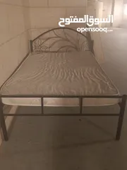  2 سرير مستعمل للبيع