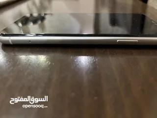 3 فرصة مش راح تتكرر ! ايفون 11 -128 جيجا بحالة ممتاز