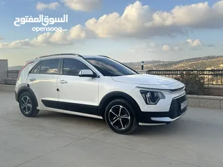  4 كيا نيرو 2022