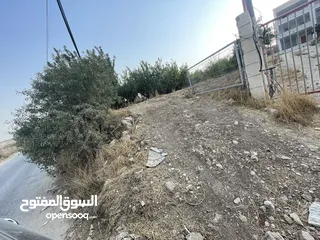  8 ارض للبيع بنص السعر و دقيقة عن خط ستين و 10 دقايق عن راس الجورة ، موقع ممتاز واصل كافة الخدمات