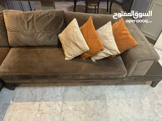  1 كورنر للبيع
