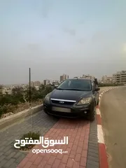  3 سيارة فورد فوكس