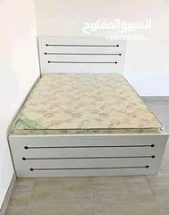  21 King size 180cm by 200cm Bed frame with mattress