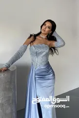  1 فستان ستان ازرق نمره 44