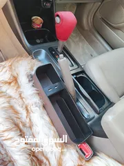  4 جيووب لحمل البطاقات و الهواتف + شاحن بنفس الوقت