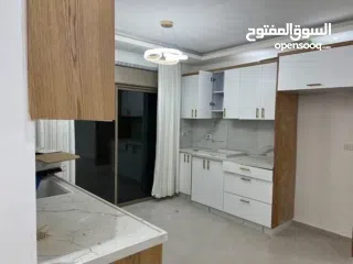  2 شقه فارغة للايجار في رام الله قرب شارع ركب