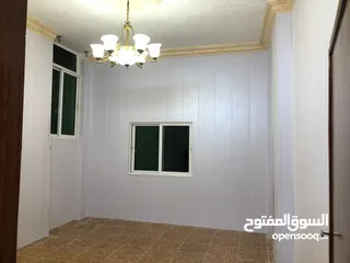  11 شقة للبيع بسعر مغري