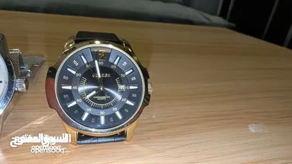  8 ساعات مميزة للبيع