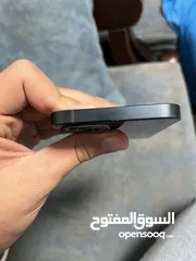  10 ايفون 13 للبيع الجهاز مش ناقصه اشي بل مره كل قطعه اصليه و وافحص وين ما بدك ومعاه كرتونه تبعته