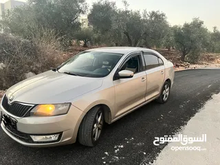  4 سكودا رابيد 2015