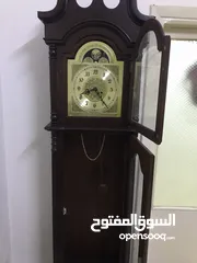  4 ساعة بندول ارتفاع 2 متر بحالة ممتازة