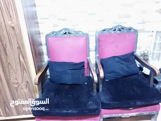  3 كنب جلسات خشب زان مع برادي و 3 طاولات للبيع مستعمل